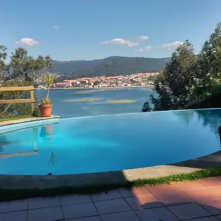 El Cantil Holiday home *